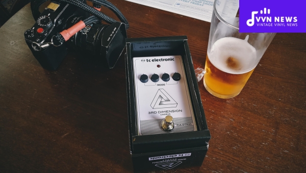 Best Noise Gate Pedals: TC Electronic 3rd Dimension Chorus Pedal