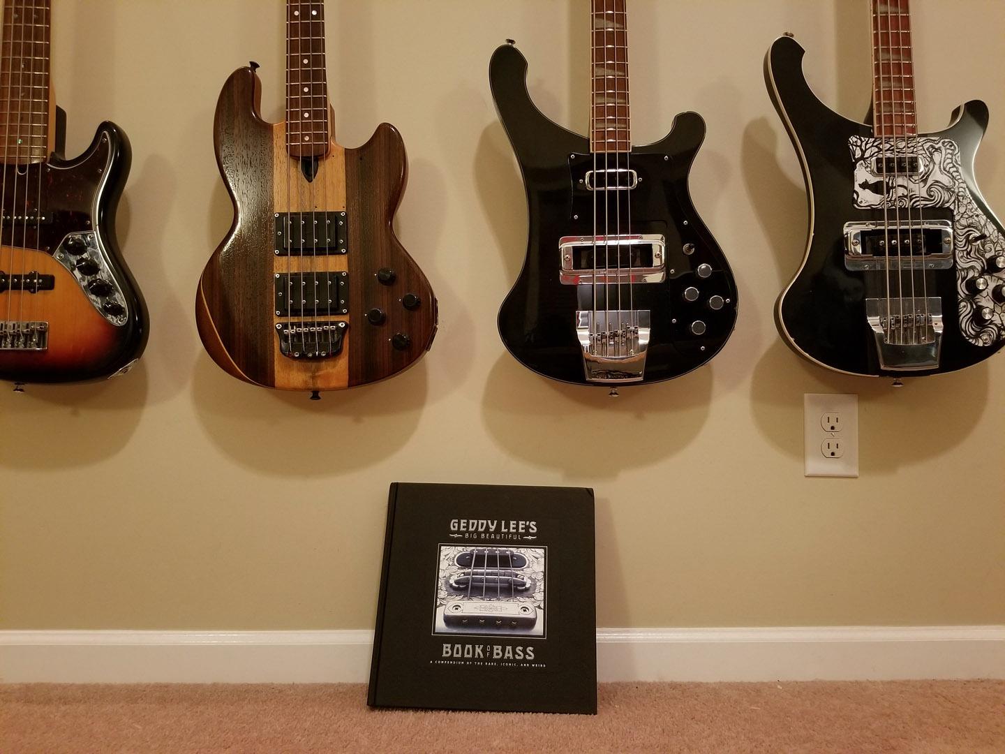 Geddy Lee's Big Beautiful Book of Bass Customer Review Geddy Lee's Big Beautiful Book of Bass - Customer Photo 2