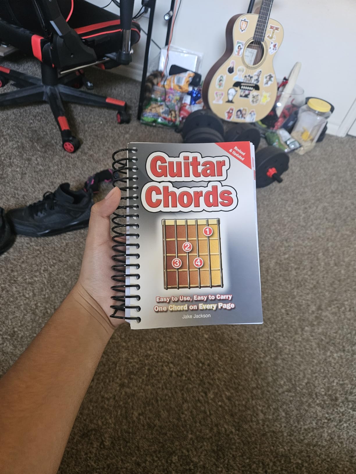 Guitar Chords: Easy-to-Use, Easy-to-Carry, One Chord on Every Page Customer Review Guitar Chords: Easy-to-Use, Easy-to-Carry, One Chord on Every Page - Customer Photo 1
