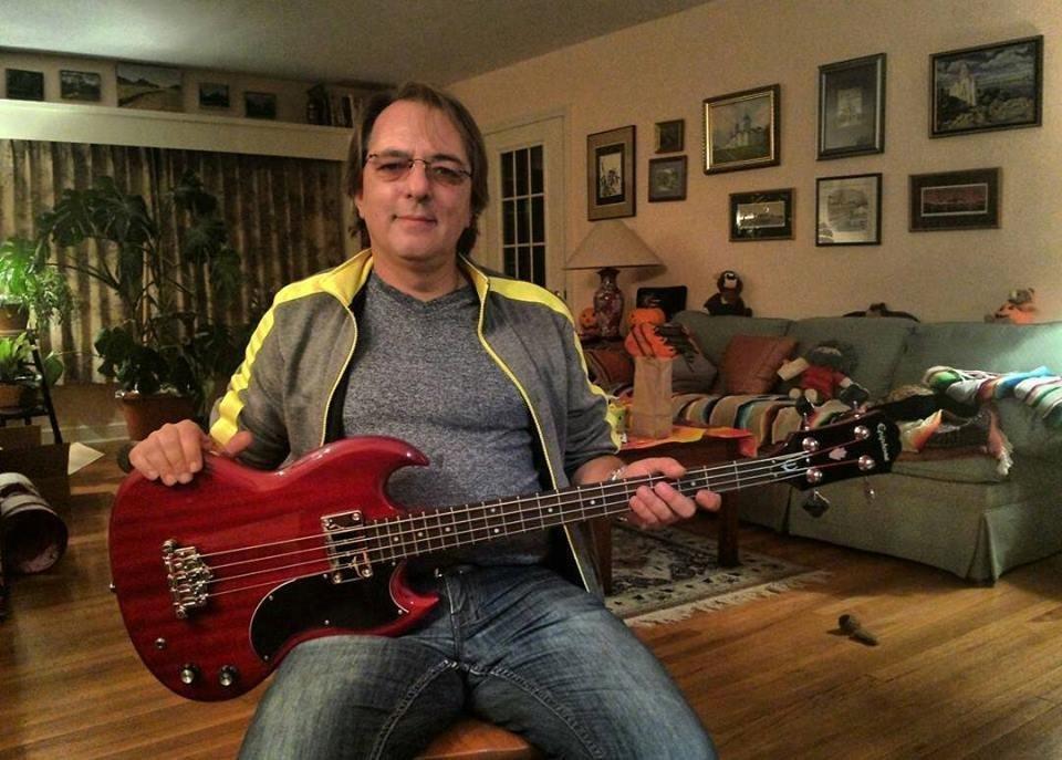 Epiphone SG Bass E1 Electric Bass Guitar, Cherry Red Customer Review Epiphone SG Bass E1 Electric Bass Guitar, Cherry Red - Customer Photo 1