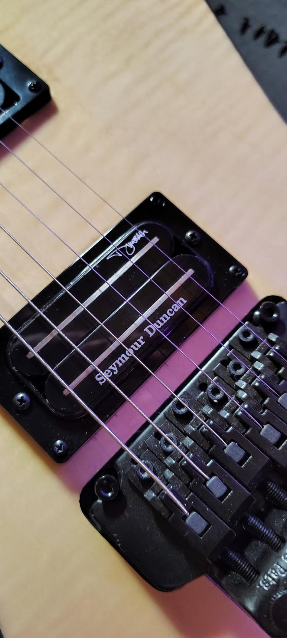 Seymour Duncan SH-13 Dimebucker Humbucker Set - Electric Guitar Pickup, Thick and Crunchy Tone Customer Review Seymour Duncan SH-13 Dimebucker Humbucker Set - Electric Guitar Pickup, Thick and Crunchy Tone - Customer Photo 2