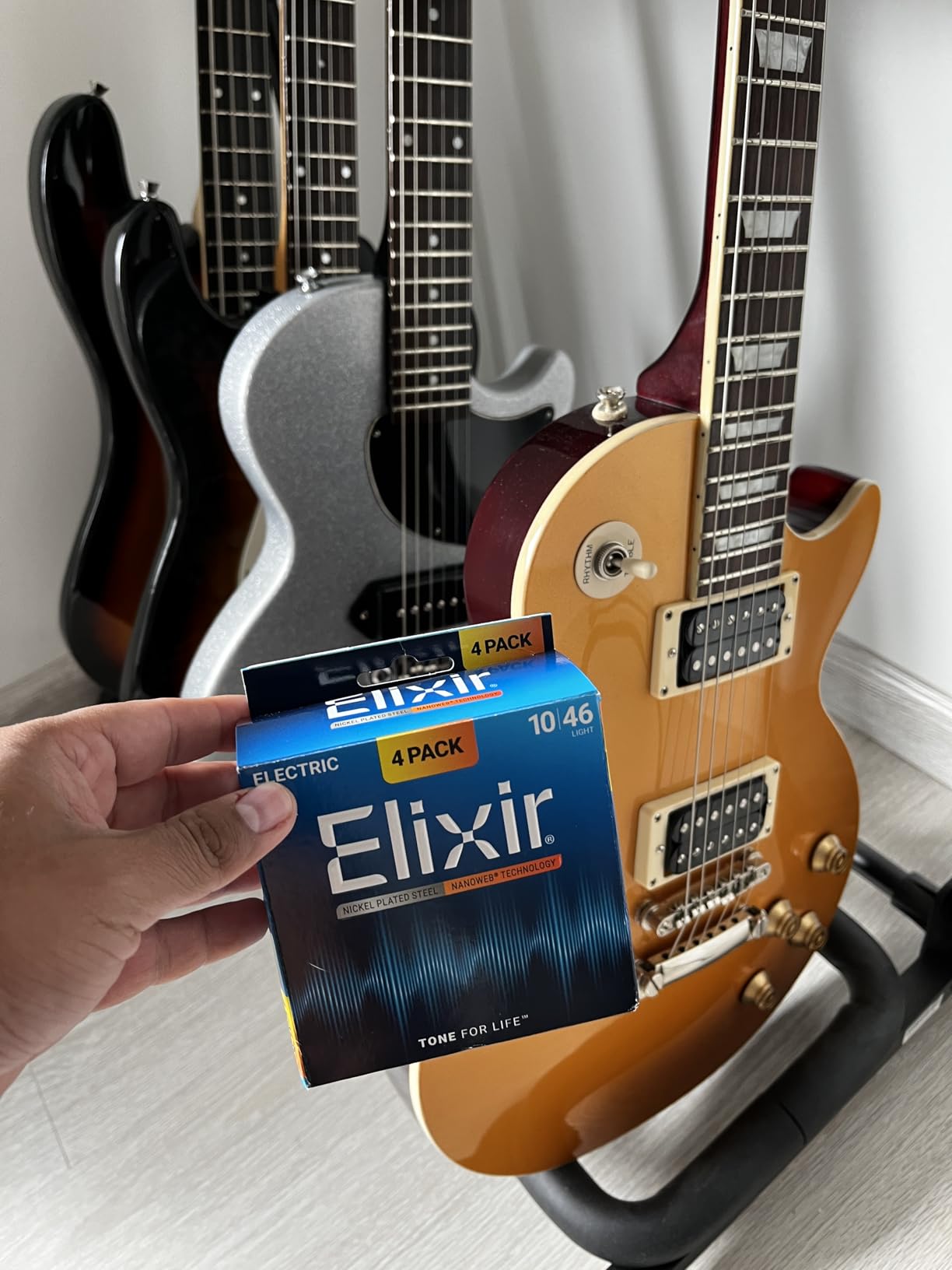 Elixir Electric Guitar Strings Nickel Plated Steel NANOWEB, 6-String, 10-46 customer photo 1