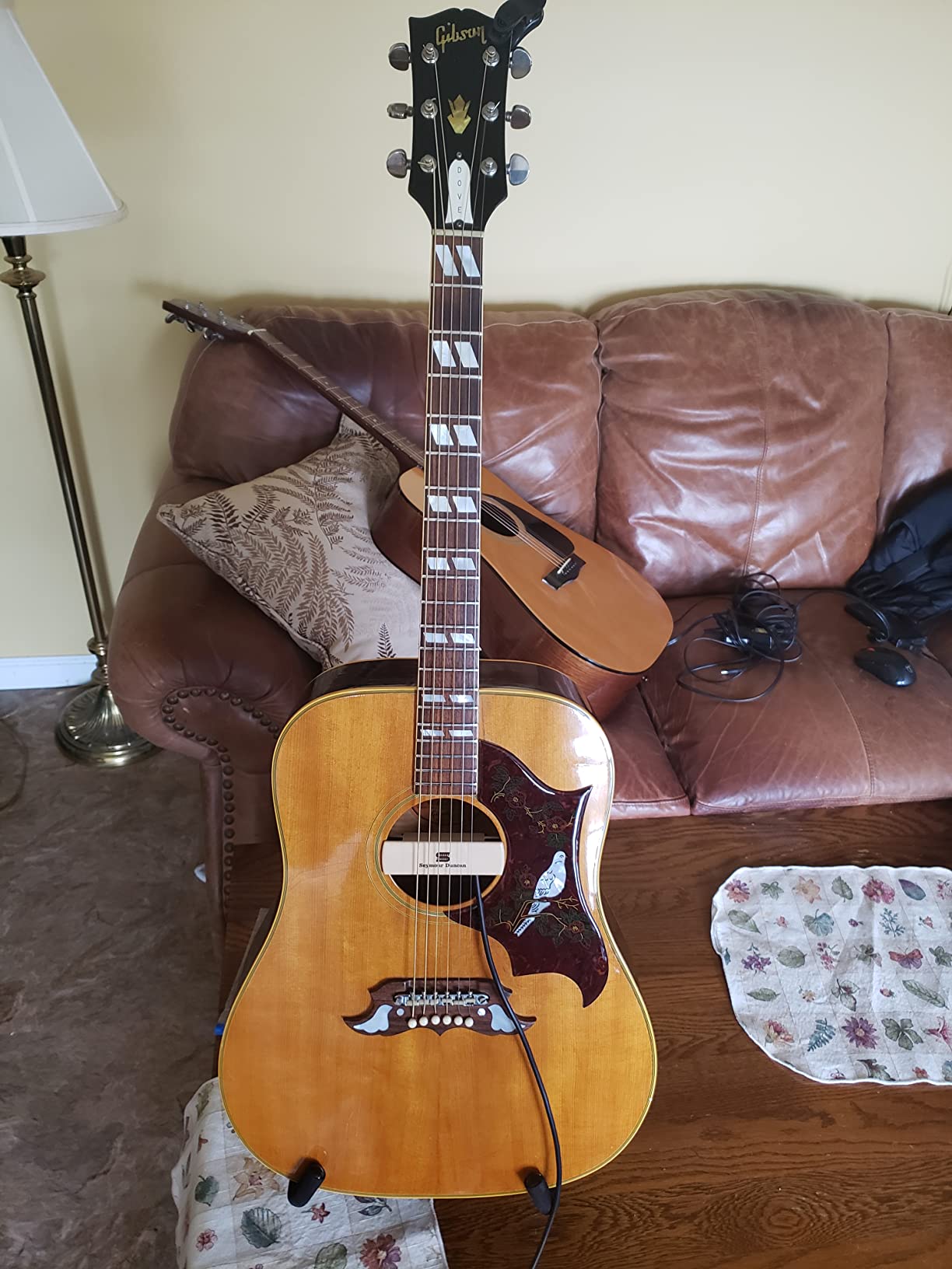Seymour Duncan SA-3HC Woody HC Acoustic Soundhole Pickup - Magnetic Hum-Canceling Pickup for Standard Steel String Acoustic Guitars - Maple Customer Review Seymour Duncan SA-3HC Woody HC Acoustic Soundhole Pickup - Magnetic Hum-Canceling Pickup for Standard Steel String Acoustic Guitars - Maple - Customer Photo 1