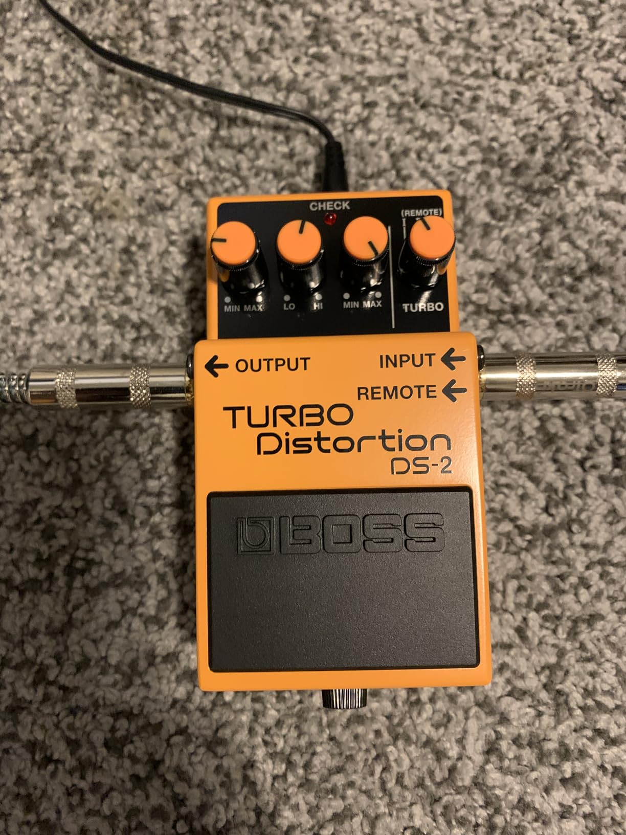 BOSS DS-1 Distortion | Compact Distortion Pedal | The Benchmark in Guitar Distortion | Hard-edged Attack & Smooth Sustain | Wide Tone Range Customer Review BOSS DS-1 Distortion | Compact Distortion Pedal | The Benchmark in Guitar Distortion | Hard-edged Attack & Smooth Sustain | Wide Tone Range - Customer Photo 1
