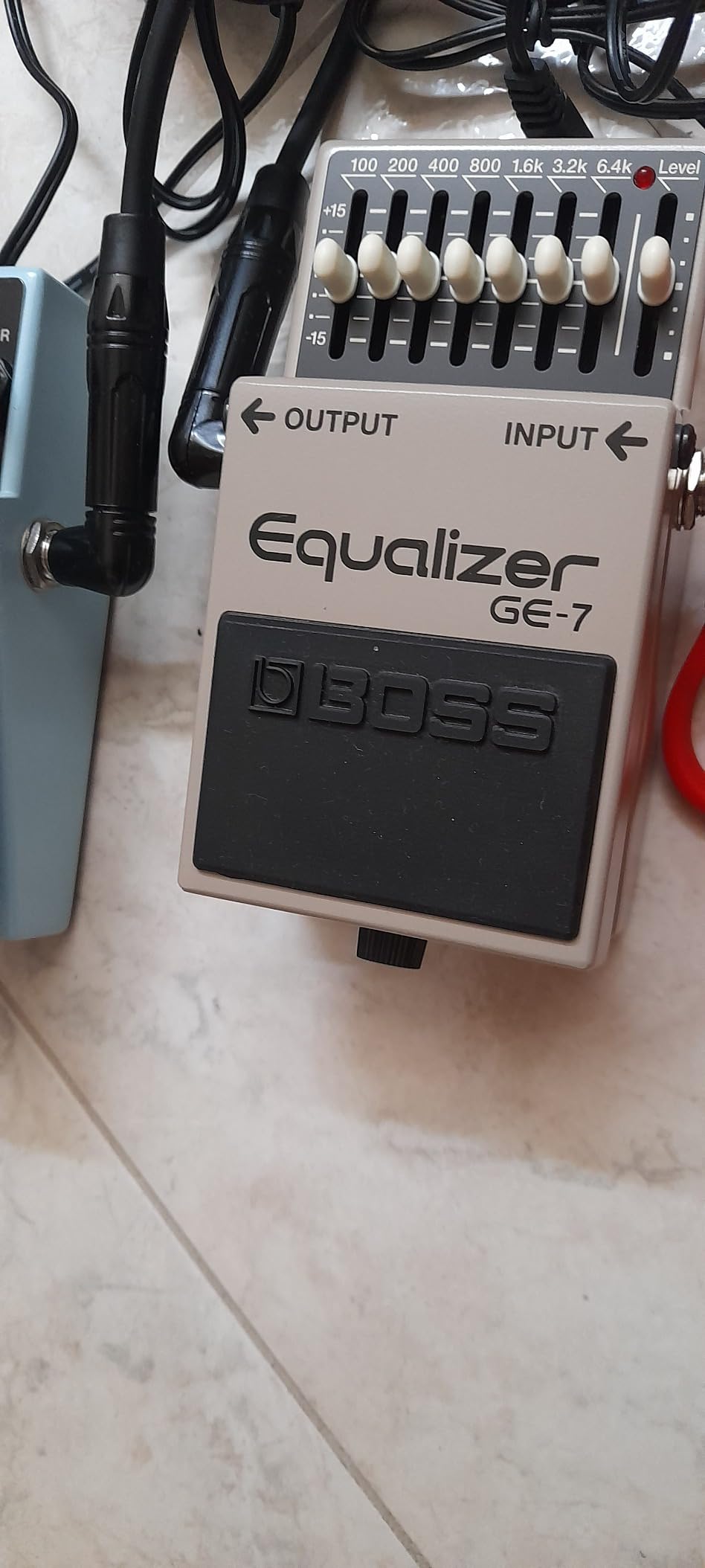 BOSS GE-7 Equalizer | Compact Graphic Equalizer Pedal | Tailored for Guitarists | 7 Bands of EQ Sliders | Guitar-Optimized Frequencies | ±15dB Boost/Cut Per Band | Level Slider for Volume Adjustments Customer Review BOSS GE-7 Equalizer | Compact Graphic Equalizer Pedal | Tailored for Guitarists | 7 Bands of EQ Sliders | Guitar-Optimized Frequencies | ±15dB Boost/Cut Per Band | Level Slider for Volume Adjustments - Customer Photo 4