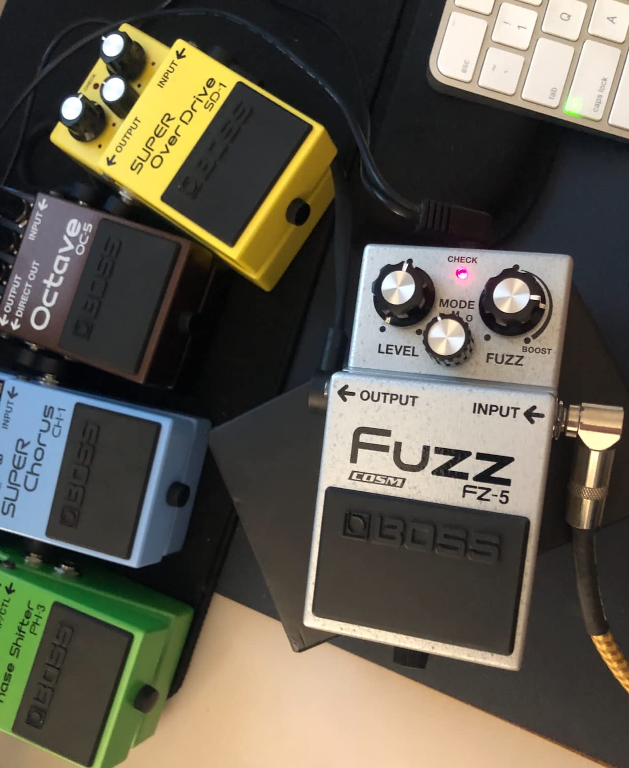 BOSS FZ-5 Fuzz Guitar Pedal (FZ-5), Silver, medium customer photo 2