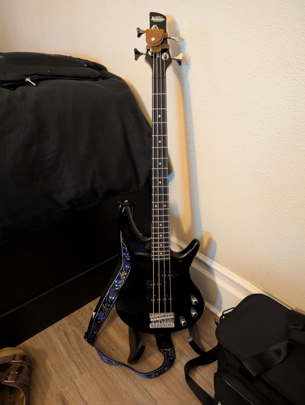 Ibanez GSRM20 SLB Starlight Blue Mikro Compact 4-String Electric Bass Guitar Customer Review Ibanez GSRM20 SLB Starlight Blue Mikro Compact 4-String Electric Bass Guitar - Customer Photo 2