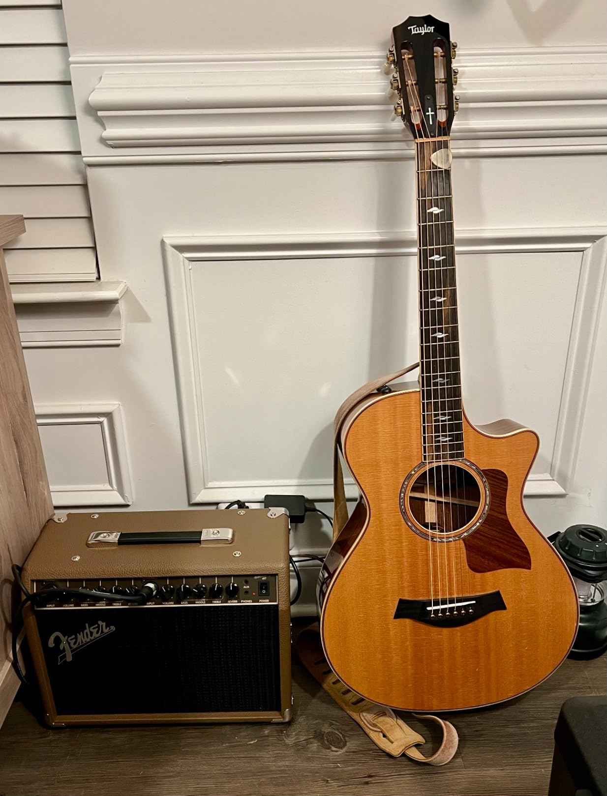Fender Acoustasonic Guitar Amp for Acoustic Guitar, 15 Watts, with 2-Year Warranty 6 Inch Speaker, Dual Front-Panel inputs, 11.5Hx11.19Wx7.13D Inches, Tan Customer Review Fender Acoustasonic Guitar Amp for Acoustic Guitar, 15 Watts, with 2-Year Warranty 6 Inch Speaker, Dual Front-Panel inputs, 11.5Hx11.19Wx7.13D Inches, Tan - Customer Photo 2