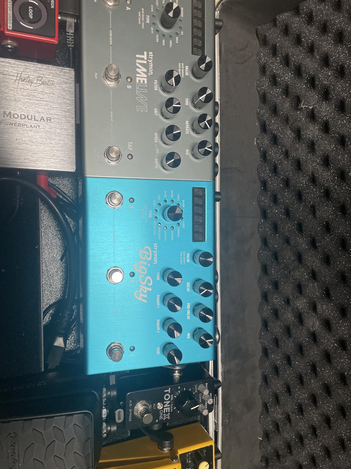 Strymon BigSky Multi Reverb Guitar Effects Pedal with 12 Unique Reverb Machines for Electric and Acoustic Guitar, Synths, Vocals and Keyboards Customer Review Strymon BigSky Multi Reverb Guitar Effects Pedal with 12 Unique Reverb Machines for Electric and Acoustic Guitar, Synths, Vocals and Keyboards - Customer Photo 1