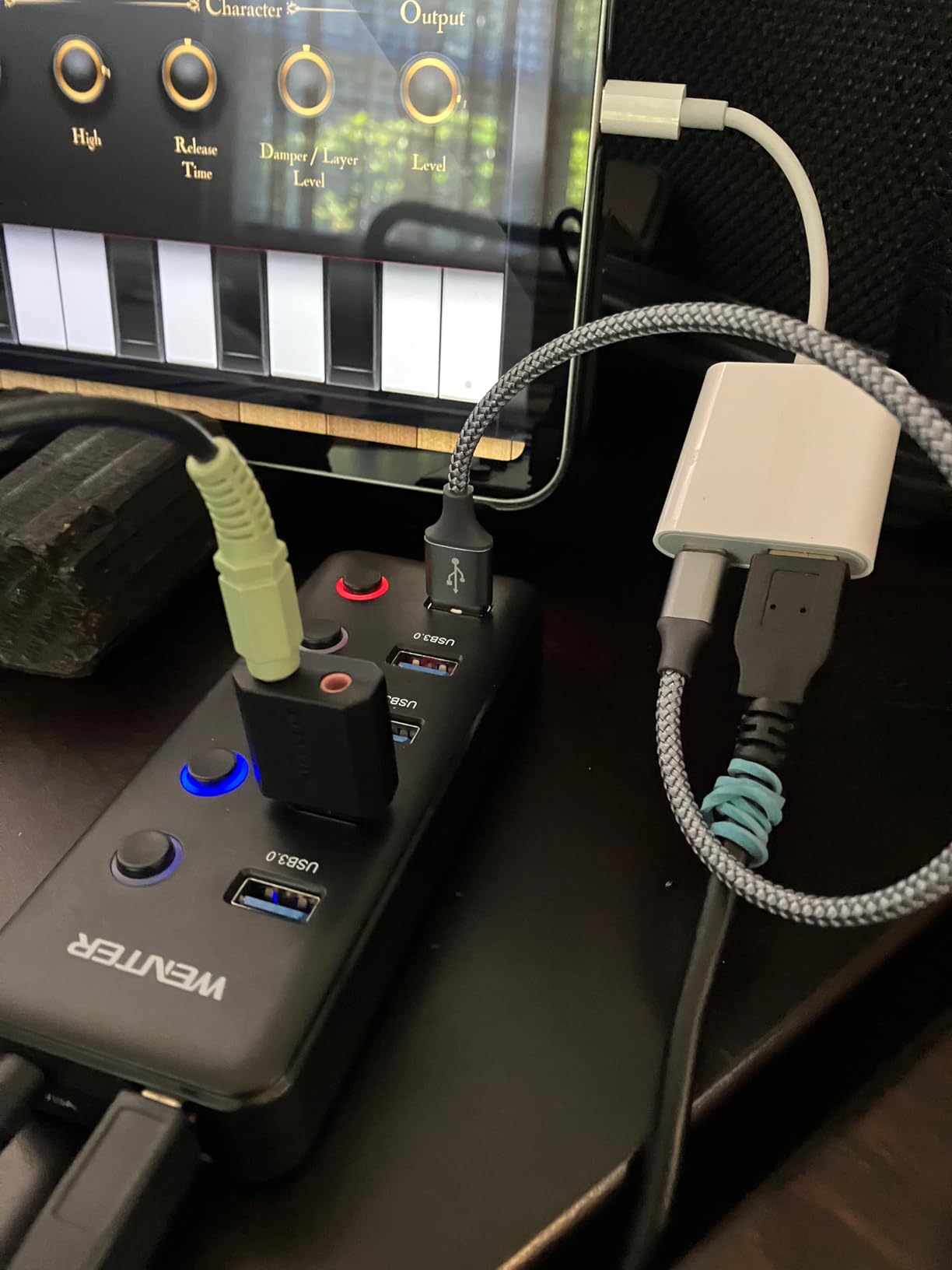 SABRENT USB External Stereo Sound Adapter for Windows and Mac. Plug and Play No Drivers Needed. (AU-MMSA) customer photo 1