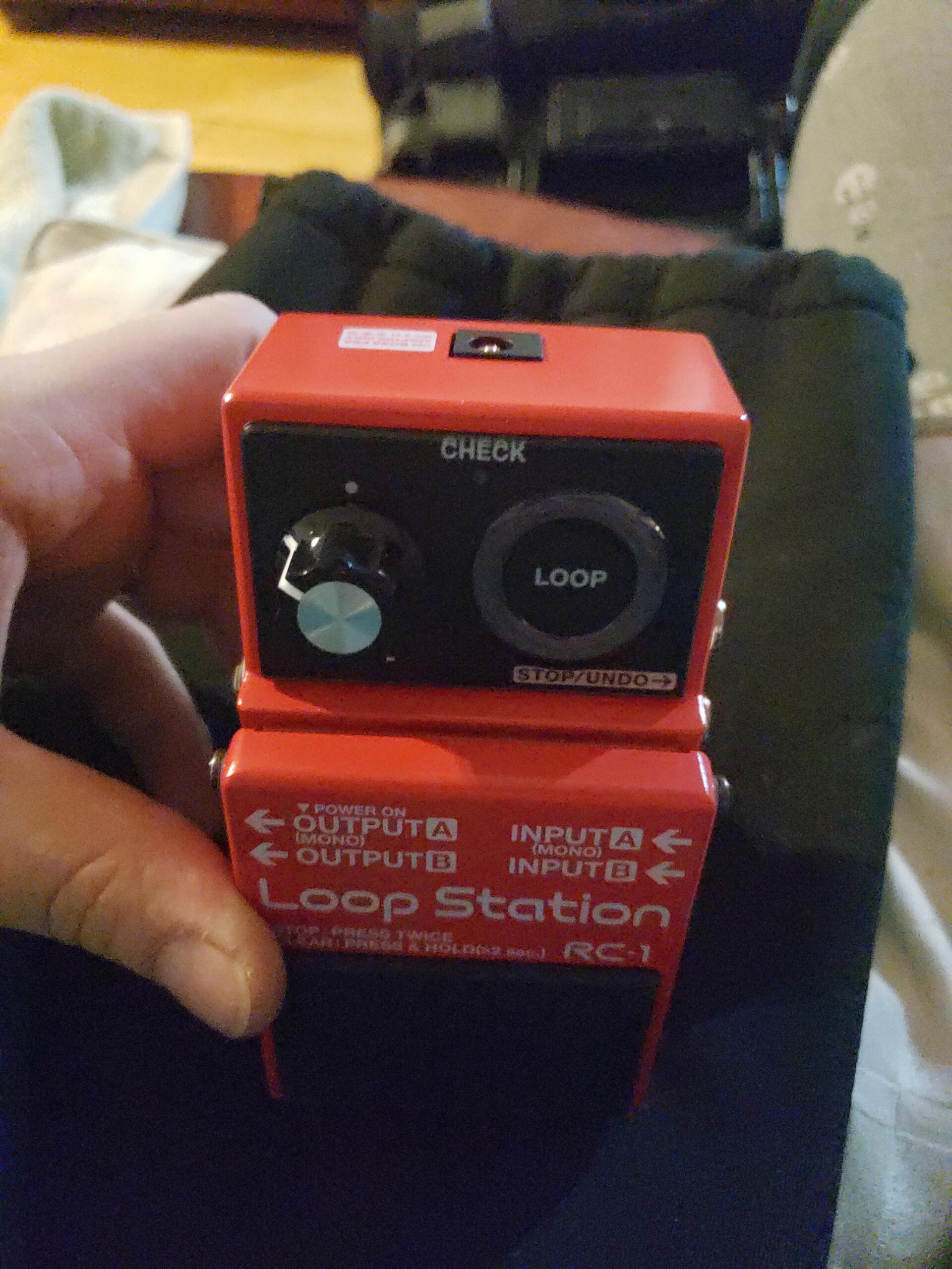 BOSS RC-1 Loop Station Pedal | Industry Standard Simple Looper for Guitar, Bass, Keyboards & More | 24-Segment LED Indicator | 12 Minutes of Record Time | Record, Playback, Overdub, Undo & Redo Loops Customer Review BOSS RC-1 Loop Station Pedal | Industry Standard Simple Looper for Guitar, Bass, Keyboards & More | 24-Segment LED Indicator | 12 Minutes of Record Time | Record, Playback, Overdub, Undo & Redo Loops - Customer Photo 1