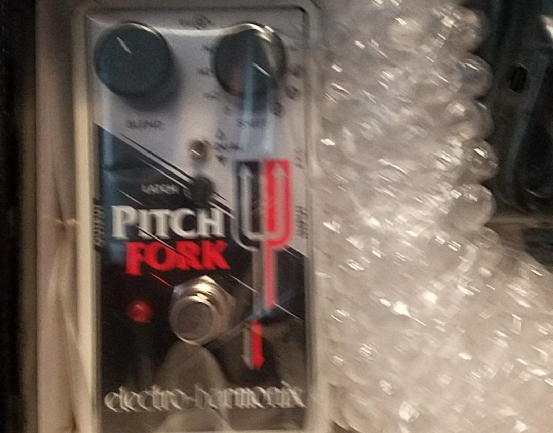 Electro-Harmonix Pitch Fork Polyphonic Pitch Shift Pedal Customer Review Electro-Harmonix Pitch Fork Polyphonic Pitch Shift Pedal - Customer Photo 2