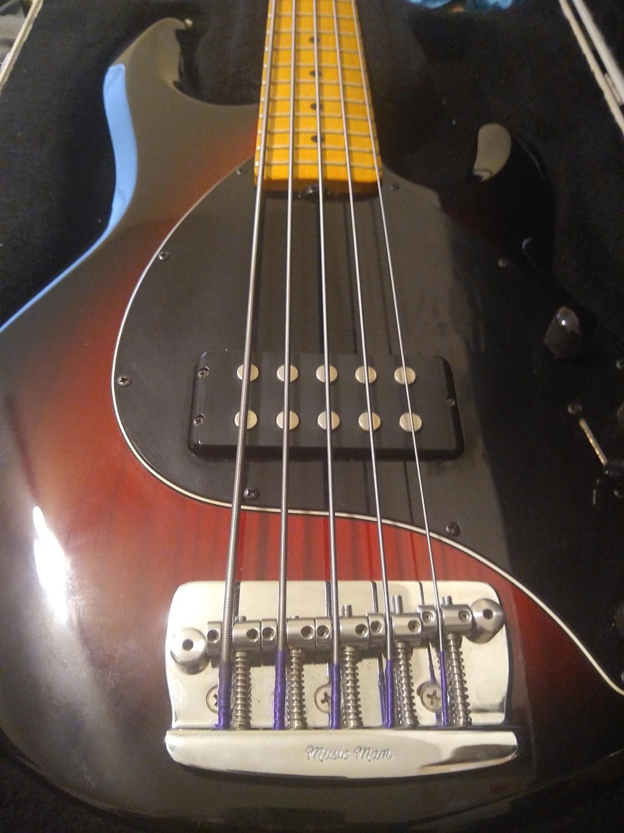 Ernie Ball Regular Slinky Flatwound Bass Guitar Strings, 50-105 Gauge (P02812) - Customer Photo 2