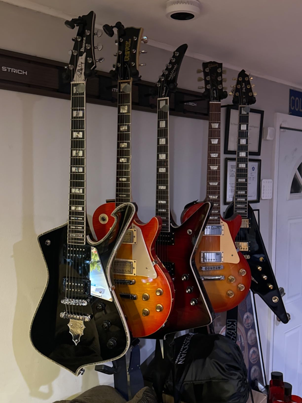 Ibanez PS120 Paul Stanley Signature - Black Customer Review Ibanez PS120 Paul Stanley Signature - Black - Customer Photo 1