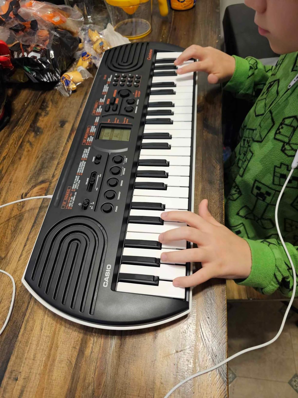 Casio Casiotone SA-81 – Compact Keyboard with 100 Tones & 50 Rhythms | Fun for Beginners | Great for Music Practice and Learning Customer Review Casio Casiotone SA-81 – Compact Keyboard with 100 Tones & 50 Rhythms | Fun for Beginners | Great for Music Practice and Learning - Customer Photo 1