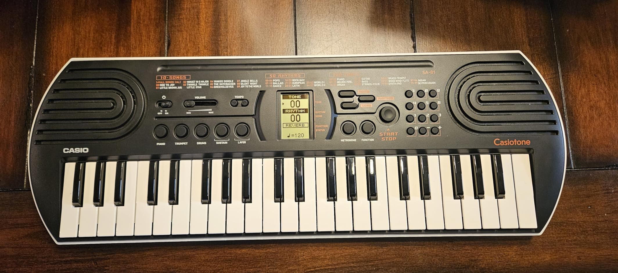 Casio Casiotone SA-81 – Compact Keyboard with 100 Tones & 50 Rhythms | Fun for Beginners | Great for Music Practice and Learning Customer Review Casio Casiotone SA-81 – Compact Keyboard with 100 Tones & 50 Rhythms | Fun for Beginners | Great for Music Practice and Learning - Customer Photo 2
