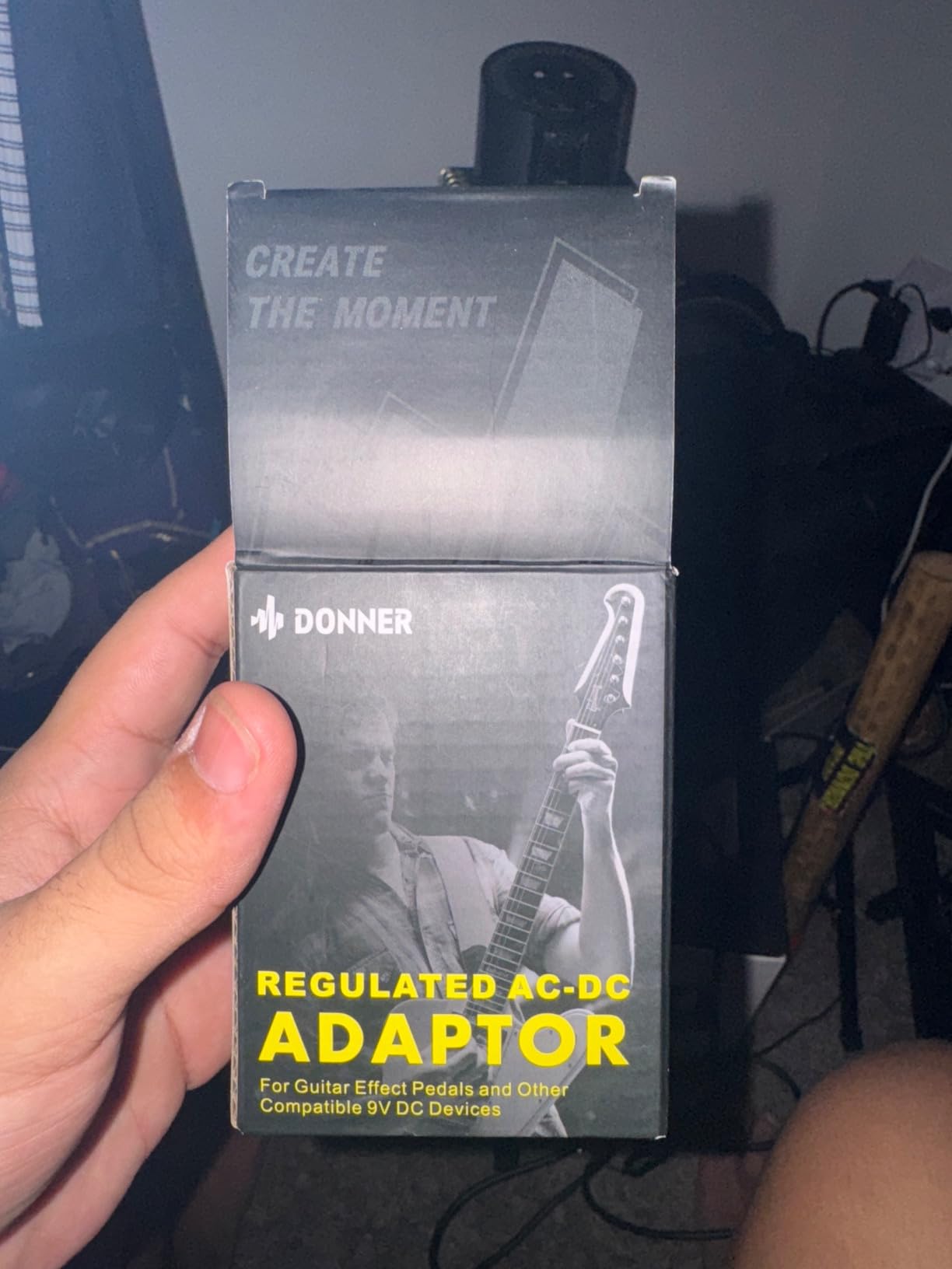 Donner DPA-1 Guitar Pedal Power Supply Adapter 9V DC 1A Tip Negative 5 Way Daisy Chain Cables for Guitar Effect Pedal Customer Review Donner DPA-1 Guitar Pedal Power Supply Adapter 9V DC 1A Tip Negative 5 Way Daisy Chain Cables for Guitar Effect Pedal - Customer Photo 2