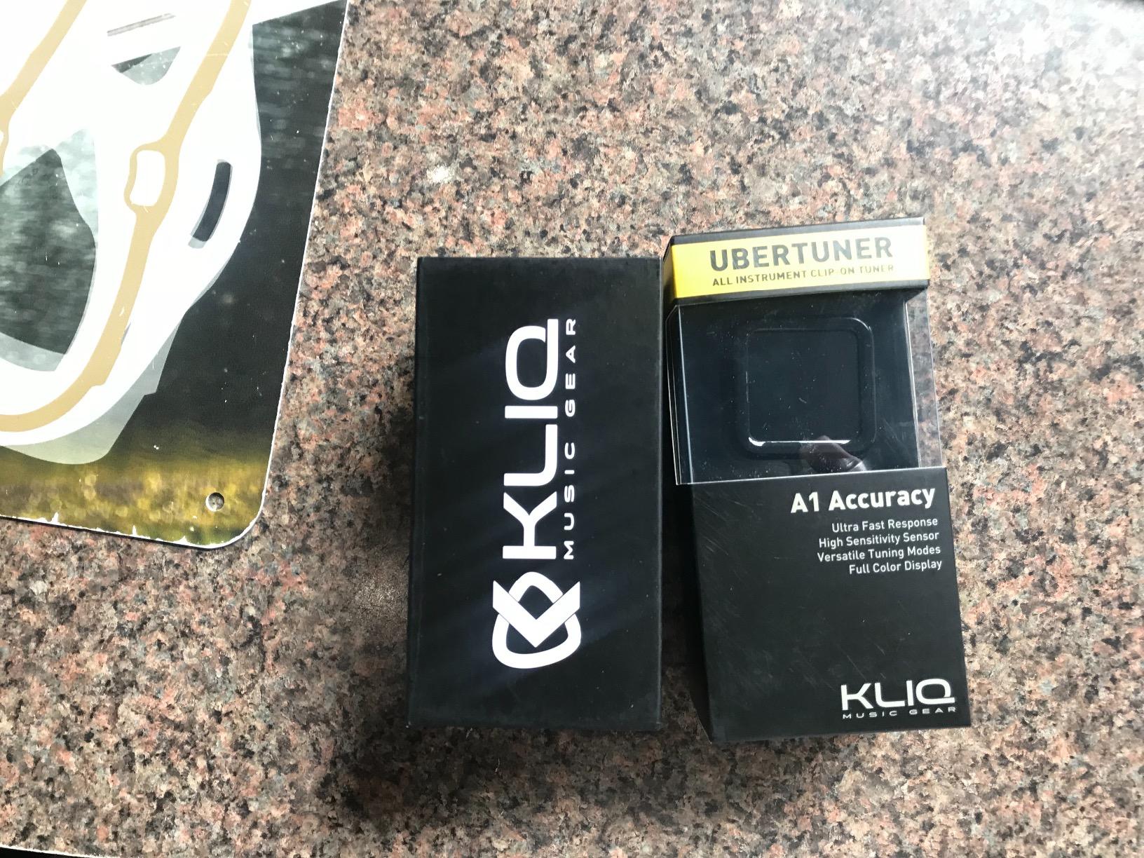 KLIQ TinyTune Pro Stage Tuner Pedal for Guitar & Bass, Mini Chromatic Pedal with True Bypass, Silent Switch, Flat Tuning, LED Display & Pitch Calibration Customer Review KLIQ TinyTune Pro Stage Tuner Pedal for Guitar & Bass, Mini Chromatic Pedal with True Bypass, Silent Switch, Flat Tuning, LED Display & Pitch Calibration - Customer Photo 2