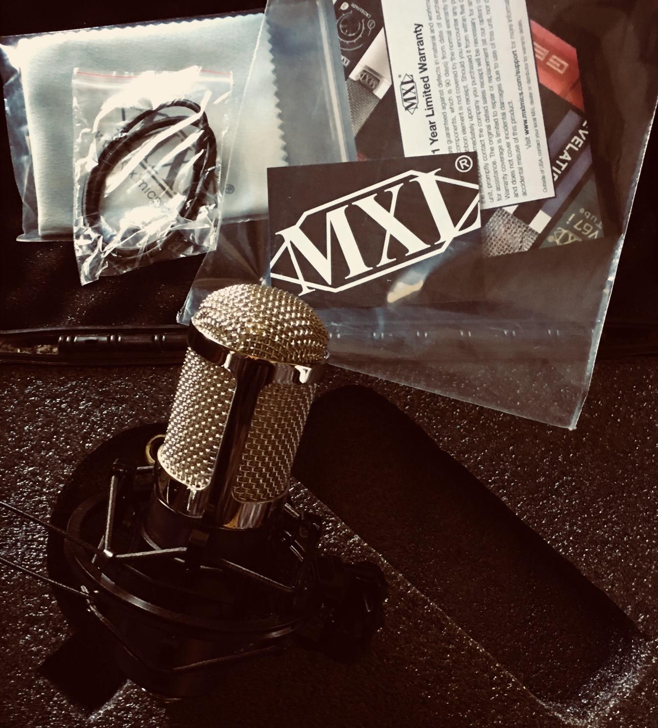 MXL R144 HE Heritage Edition Classic Ribbon Microphone Customer Review MXL R144 HE Heritage Edition Classic Ribbon Microphone - Customer Photo 1