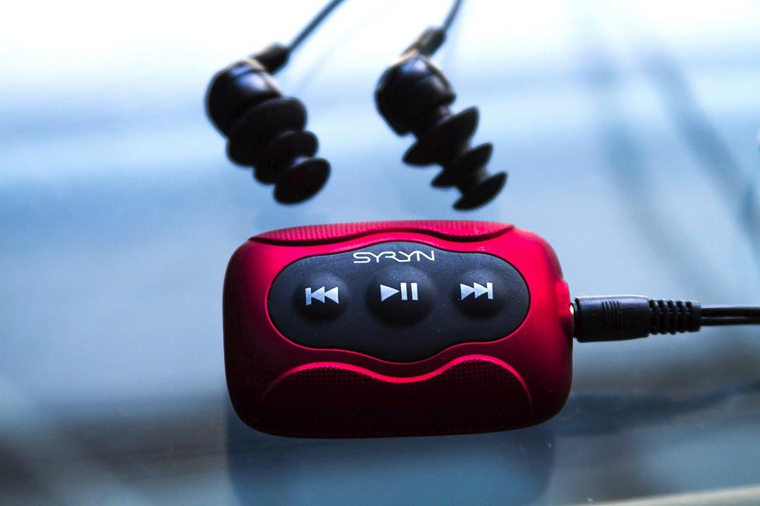 100% Waterproof SYRYN Swimbuds Flip Bundle for Swimming with Music | Enjoy Up to 2,000 Songs or 138 Hours of Audio | Drag and Drop MP3, AAC, M4a, FLAC Using PC or Mac | No Apple Music, No Spotify Customer Review 100% Waterproof SYRYN Swimbuds Flip Bundle for Swimming with Music | Enjoy Up to 2,000 Songs or 138 Hours of Audio | Drag and Drop MP3, AAC, M4a, FLAC Using PC or Mac | No Apple Music, No Spotify - Customer Photo 1