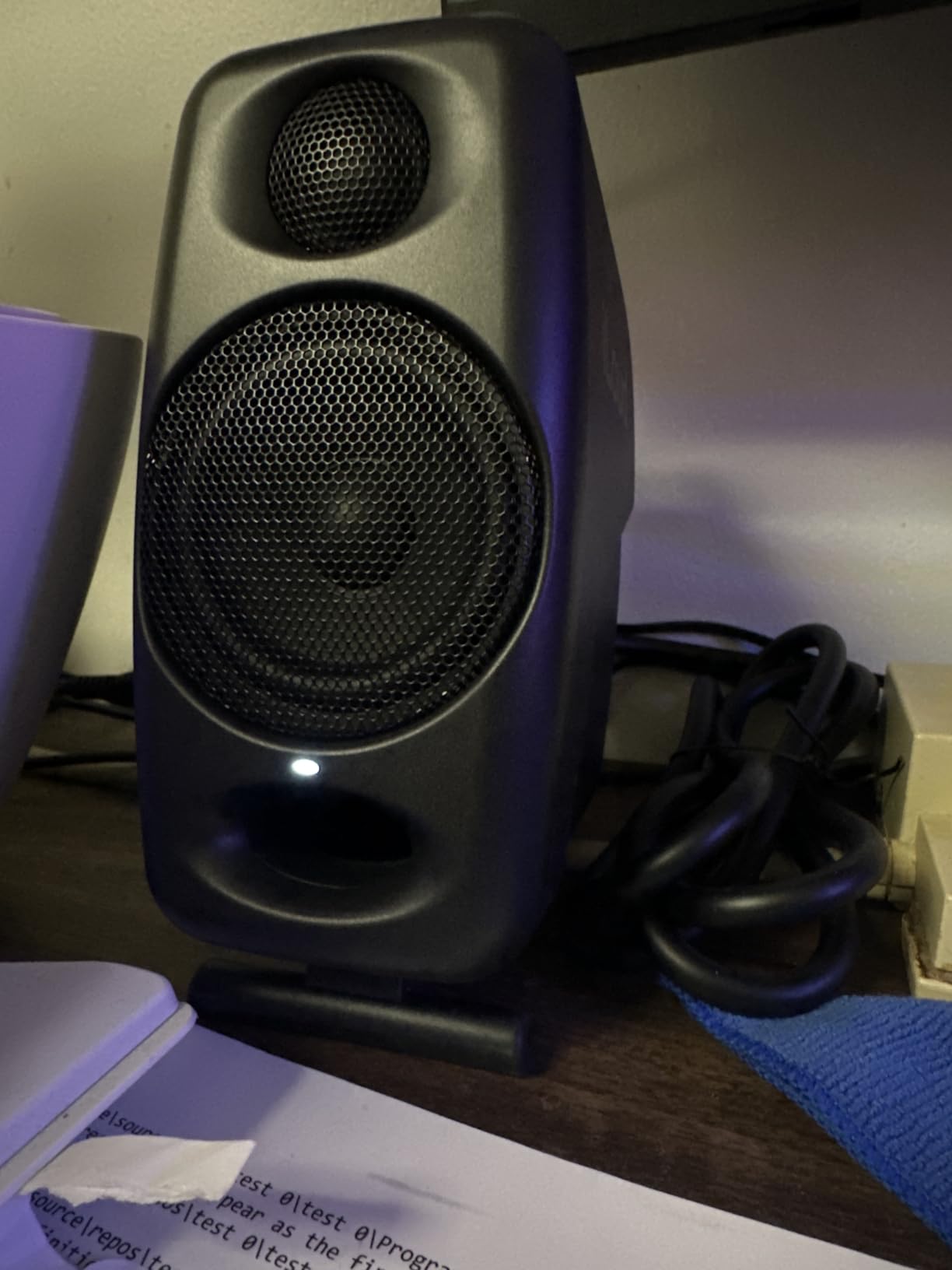 IK Multimedia iLoud Micro Monitor 50 watt Portable Wireless Bluetooth Studio Reference Monitors customer photo 2