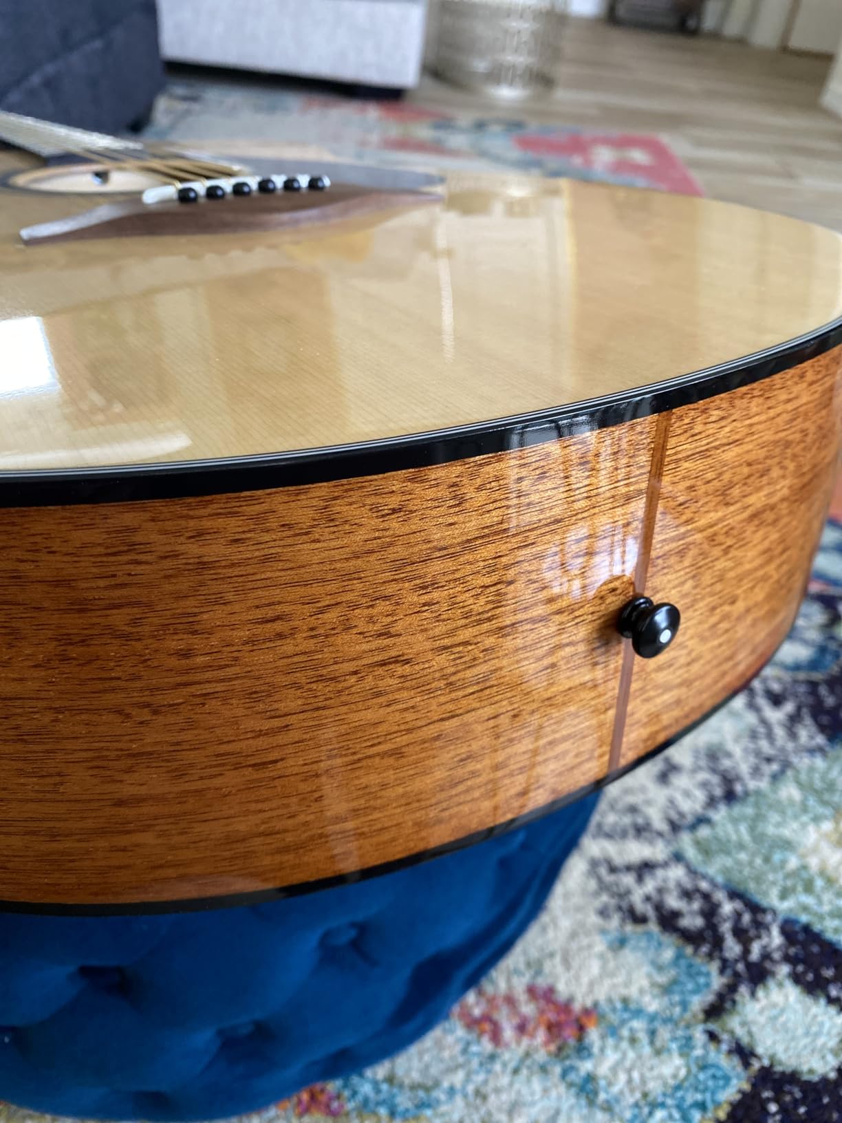 YAMAHA FS800 Small Body Solid Top Acoustic Guitar, Natural, Concert Customer Review YAMAHA FS800 Small Body Solid Top Acoustic Guitar, Natural, Concert - Customer Photo 4