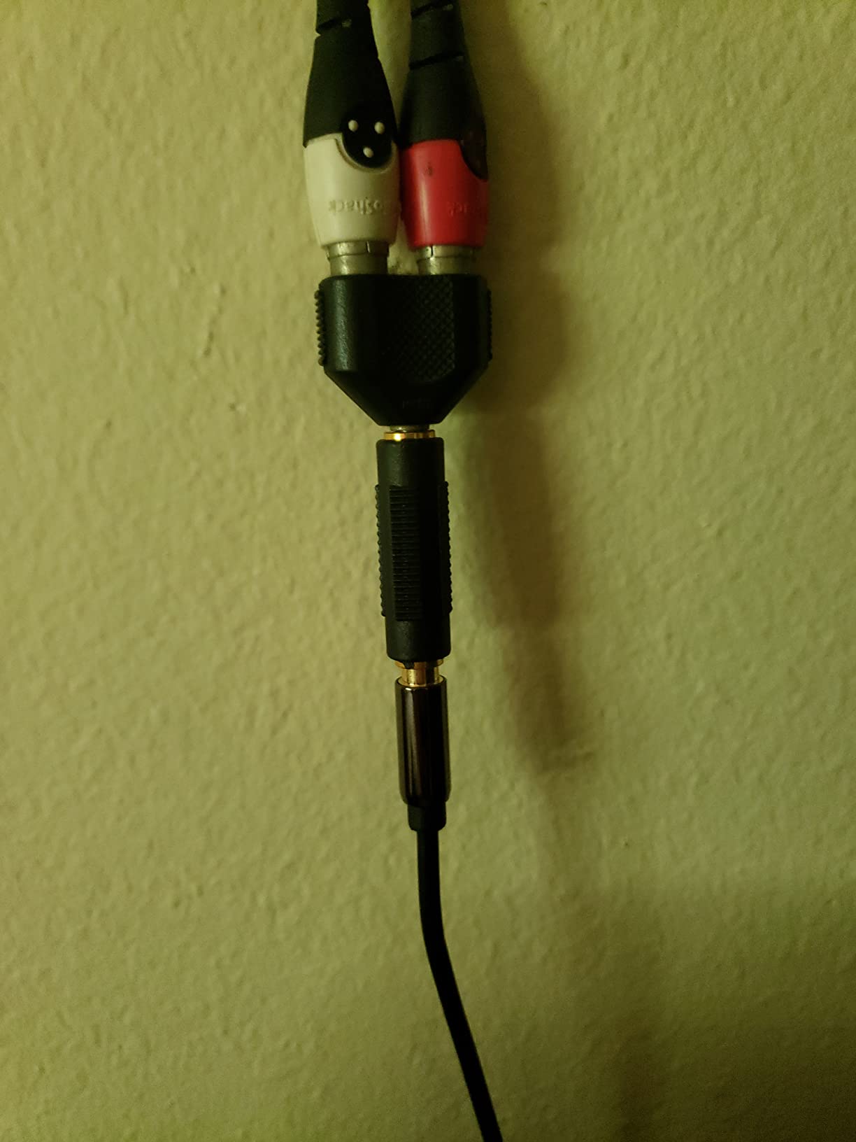 3.5mm Stereo Jack to 3.5mm Stereo Jack Female to Female Adapter Connector Gold Plated (3 Pack) - Customer Photo 1