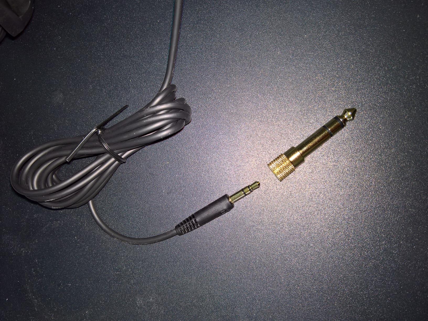 Sennheiser Pro Audio Professional HD 200 PRO Over-Ear Studio Headphones Customer Review Sennheiser Pro Audio Professional HD 200 PRO Over-Ear Studio Headphones - Customer Photo 2