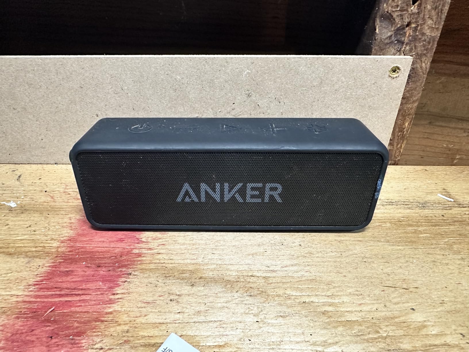 Anker Soundcore 2 Portable Bluetooth Speaker with Stereo Sound, Bluetooth 5, Bassup, IPX7 Waterproof, 24-Hour Playtime, Wireless Stereo Pairing, Speaker for Home, Outdoors, Travel - Customer Photo 4