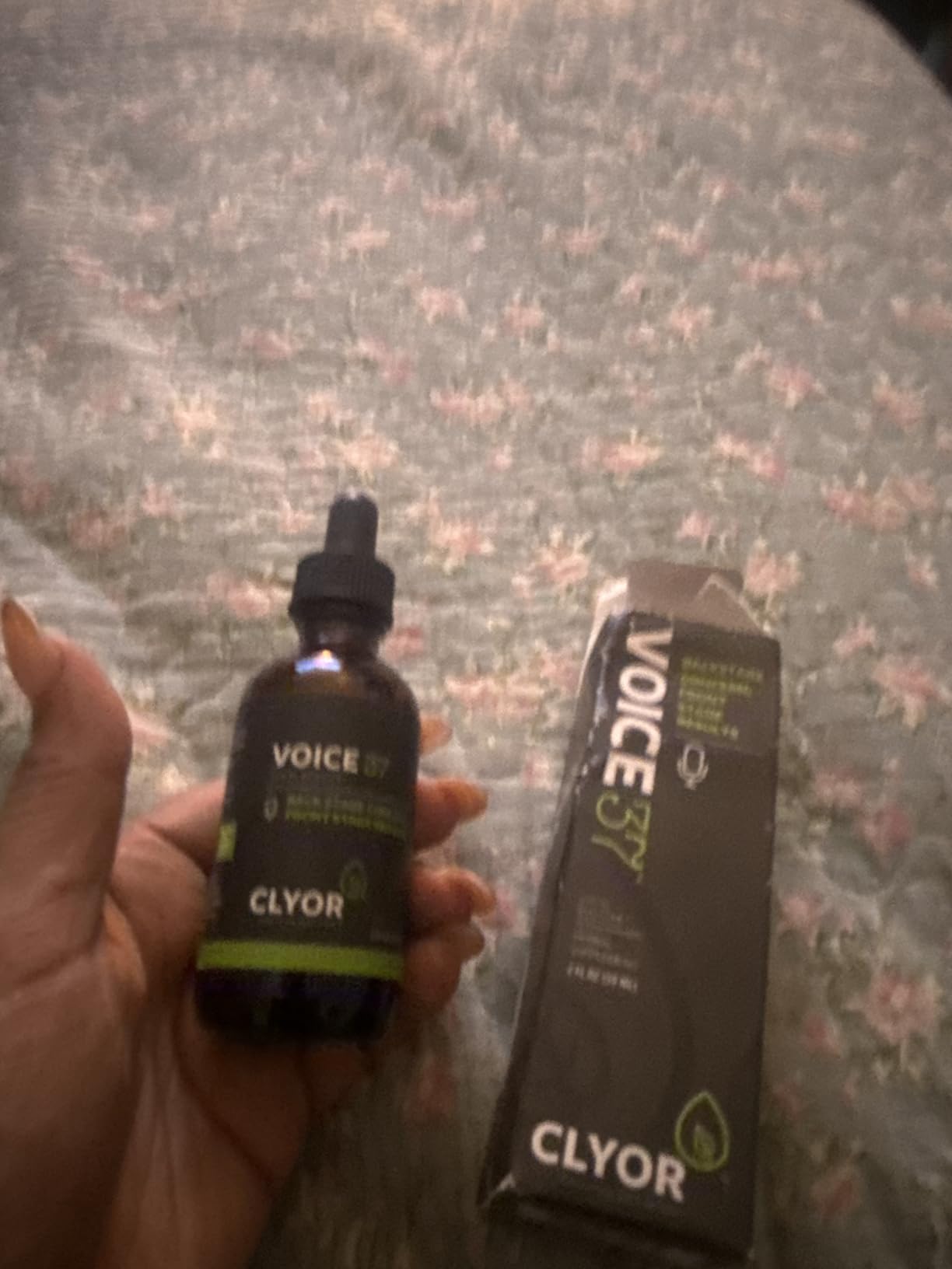 CLYOR Voice37- All Natural Voice Remedy for Singers - Boosts Your Voice - Soothes and Relieve Hoarseness - Lubricates Vocal Cords - Removes Mucus - Enhances Your Singing and Speaking Customer Review CLYOR Voice37- All Natural Voice Remedy for Singers - Boosts Your Voice - Soothes and Relieve Hoarseness - Lubricates Vocal Cords - Removes Mucus - Enhances Your Singing and Speaking - Customer Photo 1