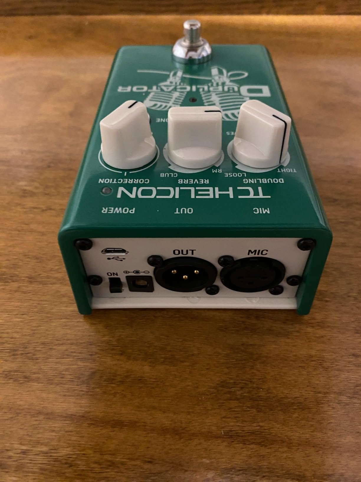 TC Helicon DUPLICATOR Ultra-Simple Vocal Effects Stompbox with Doubling, Reverb and Pitch Correction Customer Review TC Helicon DUPLICATOR Ultra-Simple Vocal Effects Stompbox with Doubling, Reverb and Pitch Correction - Customer Photo 1