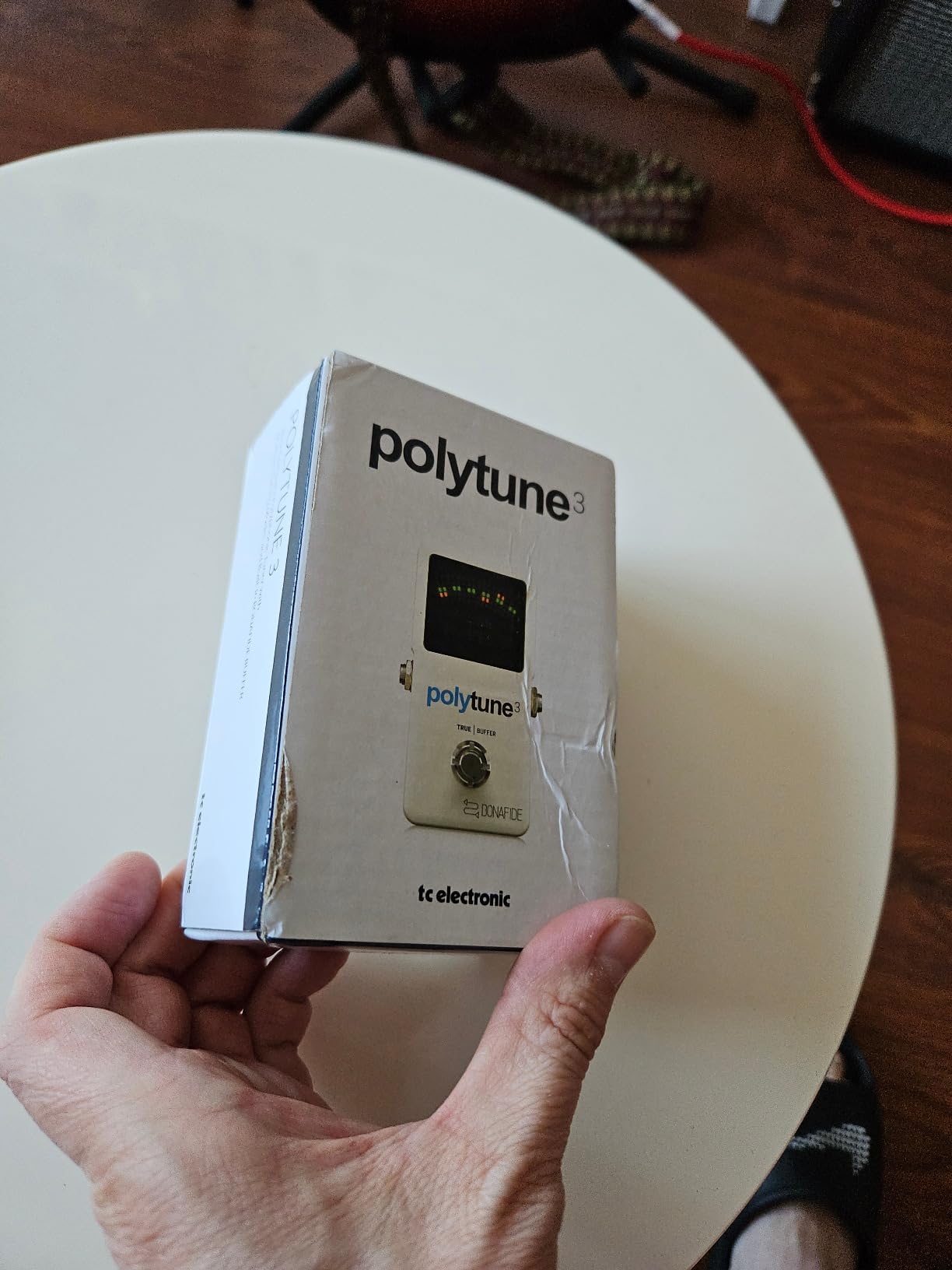 TC Electronic POLYTUNE 3 Ultra-Compact Polyphonic Tuner with Multiple Tuning Modes and Built-In BONAFIDE BUFFER Customer Review TC Electronic POLYTUNE 3 Ultra-Compact Polyphonic Tuner with Multiple Tuning Modes and Built-In BONAFIDE BUFFER - Customer Photo 1
