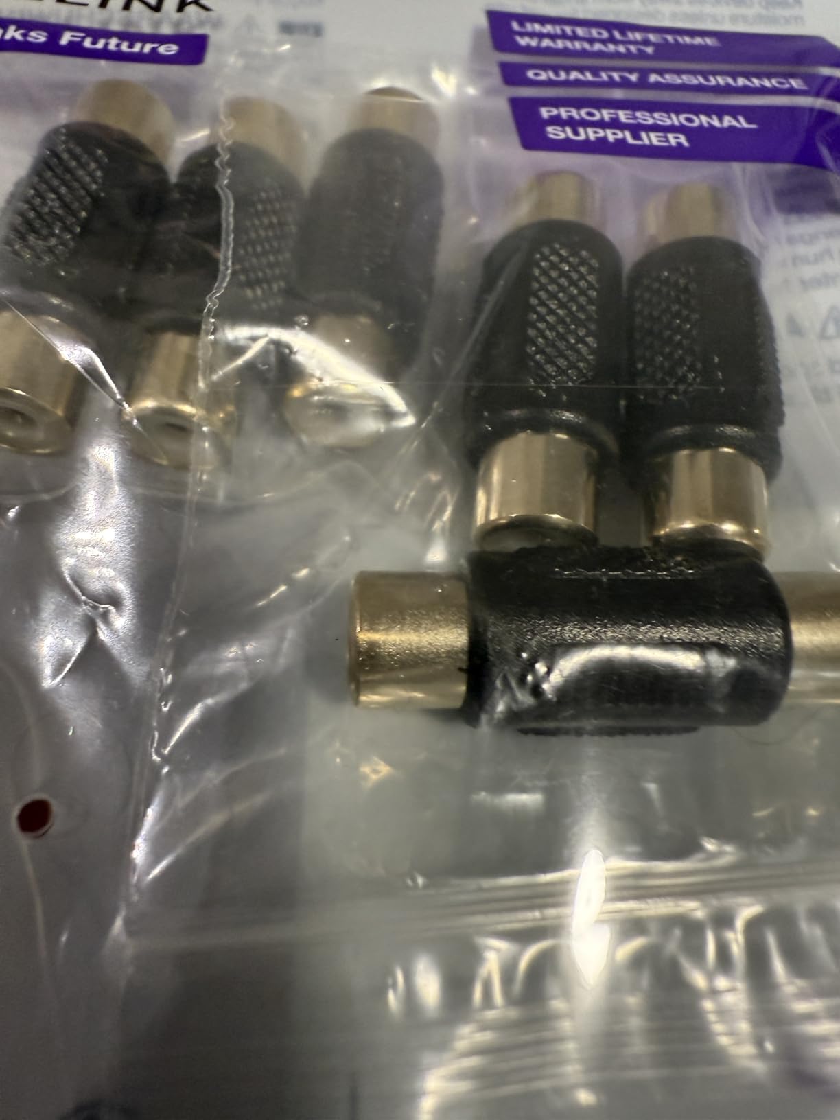 VCE 6-Pack Gold Plated RCA Female to RCA Female Coupler,Compatible with Phono,Speaker,RCA Cable,Amplifier - Customer Photo 2
