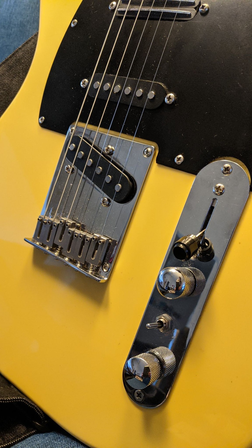 FLEOR Alnico 5 Guitar Pickups - TL Bridge & Neck Pickup (Chrome) for TL Style Guitar Customer Review FLEOR Alnico 5 Guitar Pickups - TL Bridge & Neck Pickup (Chrome) for TL Style Guitar - Customer Photo 2