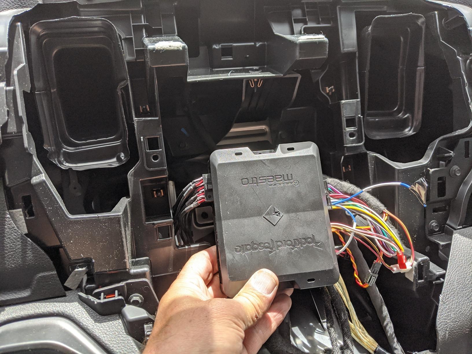 Rockford Fosgate DSR1 8-Channel Interactive Signal Processor w/Integrated iDatalink Maestro Module - Customer Photo 1