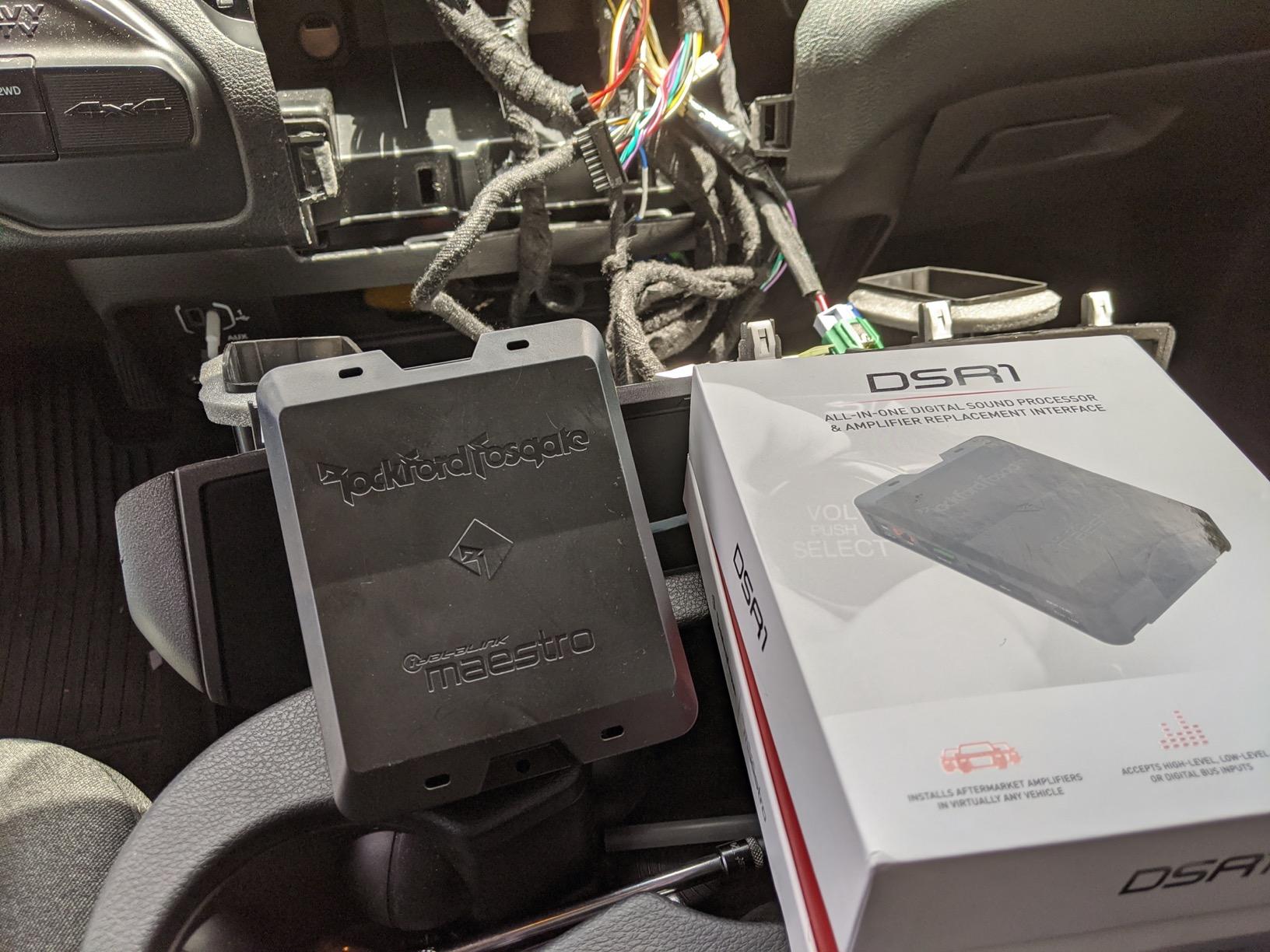Rockford Fosgate DSR1 8-Channel Interactive Signal Processor w/Integrated iDatalink Maestro Module - Customer Photo 2