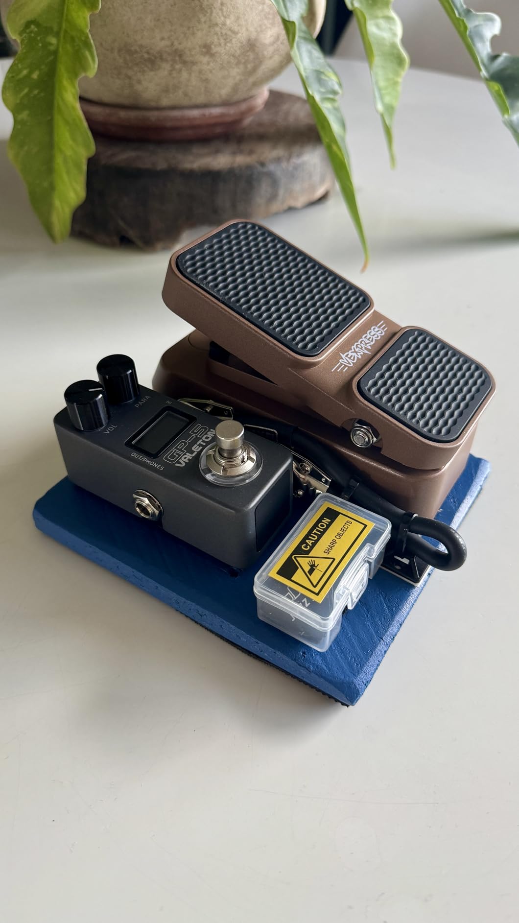 SONICAKE Passive Volume & Expression EXP Pedal, Mini Guitar Volume Pedal - Vexpress customer photo 2