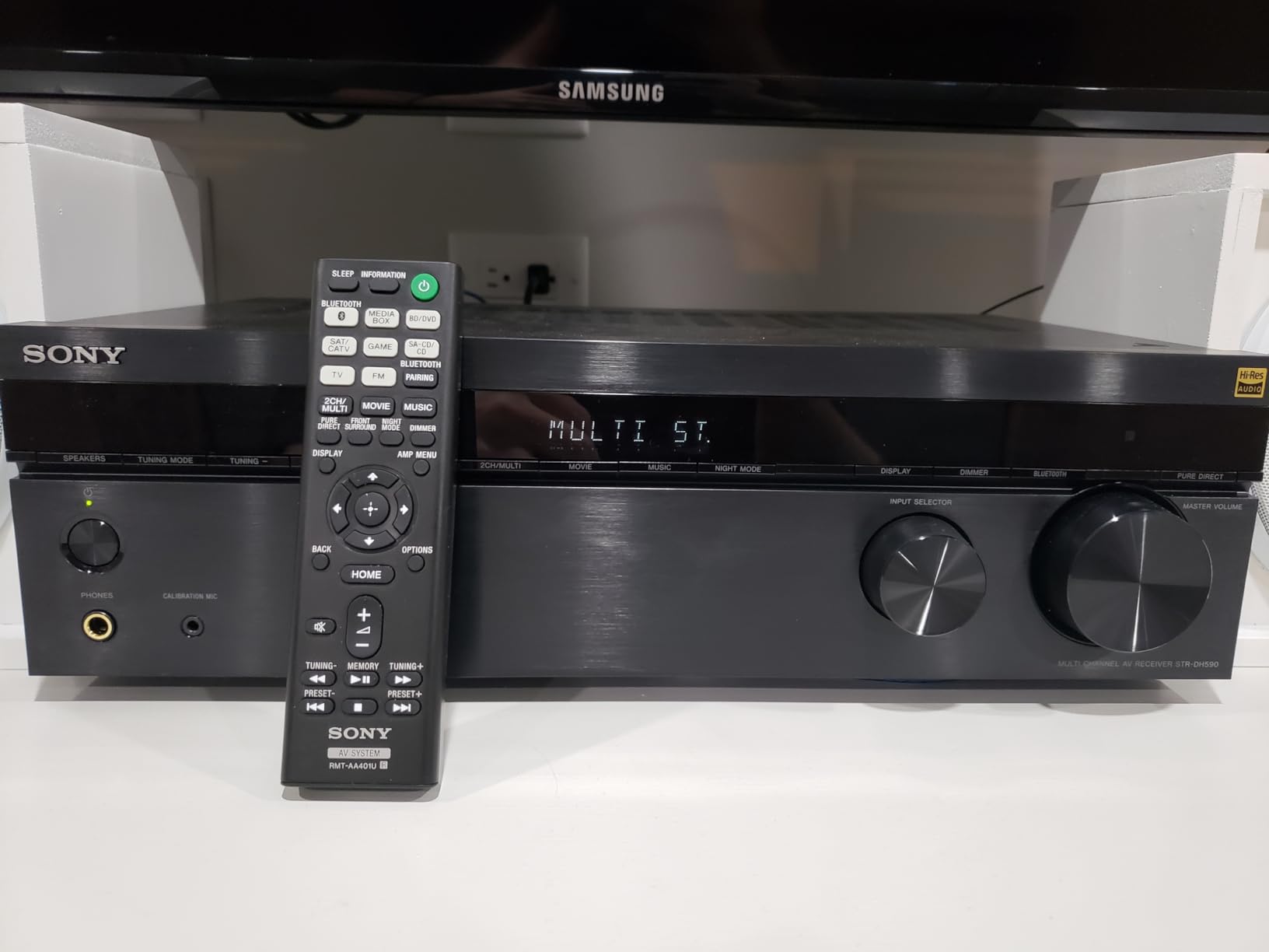 Sony STRDH590 5.2 Channel Surround Sound Home Theater Receiver: 4K HDR AV Receiver with Bluetooth,Black - Customer Photo 2