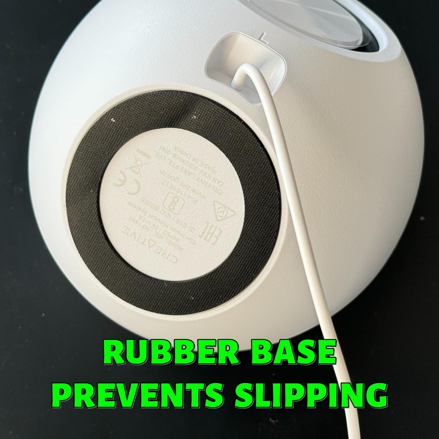 Creative Pebble 2.0 USB-Powered Desktop Speakers with Far-Field Drivers and Passive Radiators for PCs and Laptops (White) Customer Review Creative Pebble 2.0 USB-Powered Desktop Speakers with Far-Field Drivers and Passive Radiators for PCs and Laptops (White) - Customer Photo 2