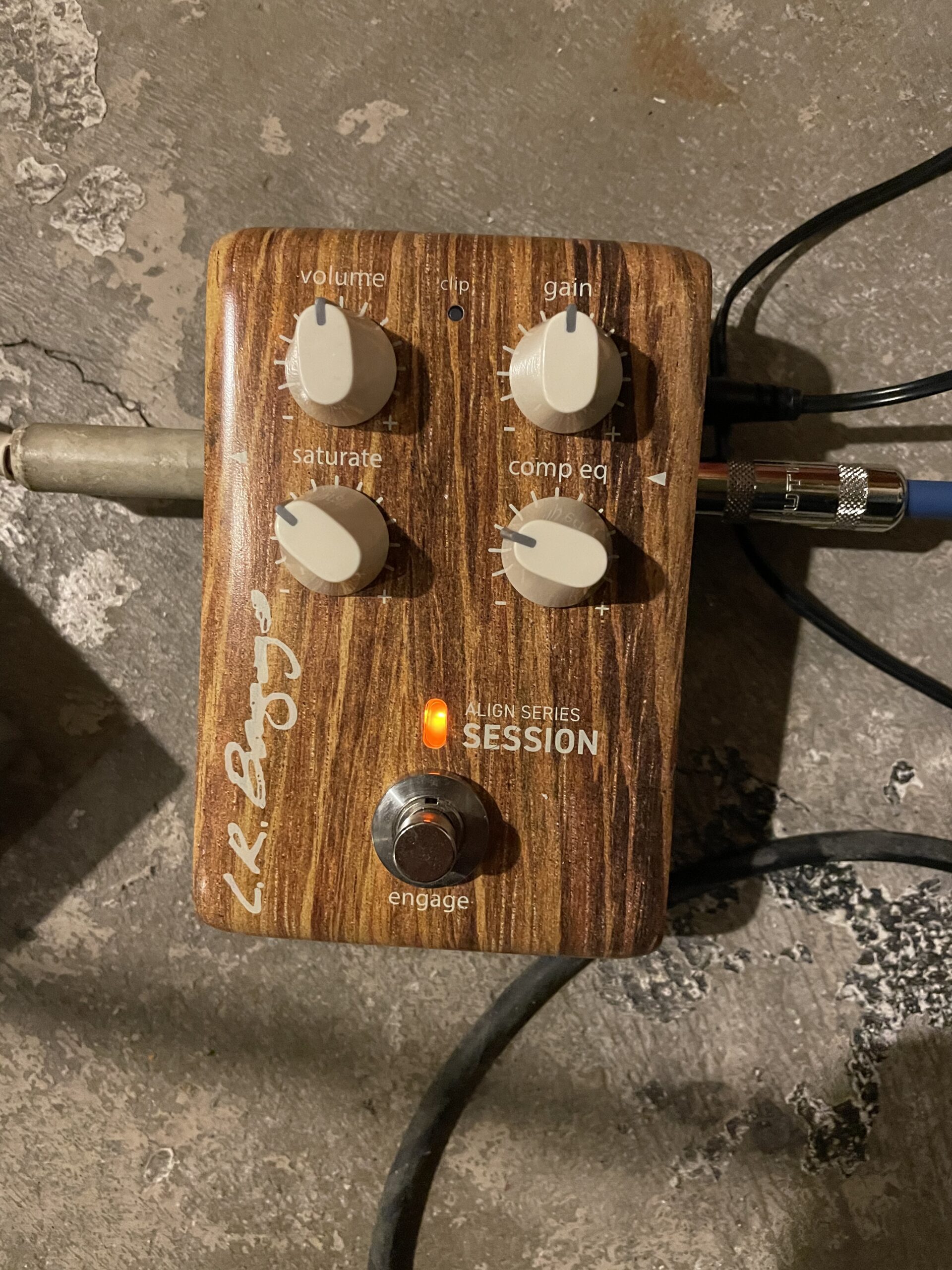 L.R. Baggs Align Session Acoustic Guitar Effects Pedal Customer Review L.R. Baggs Align Session Acoustic Guitar Effects Pedal - Customer Photo 3