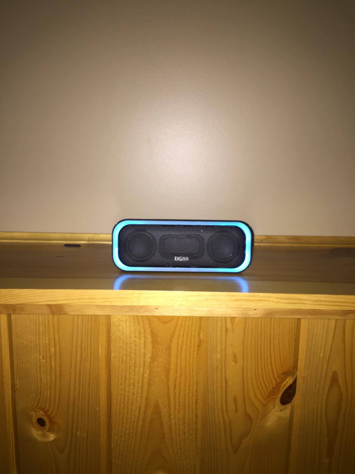 DOSS SoundBox Pro Bluetooth Speaker with 20W Stereo Sound, Active Extra Bass, 20H Playtime, IPX6 Waterproof, TWS Pairing, Multi-Colors Lights, Portable for Hiking, Camping, Beach, Outdoor, Party-Black Customer Review DOSS SoundBox Pro Bluetooth Speaker with 20W Stereo Sound, Active Extra Bass, 20H Playtime, IPX6 Waterproof, TWS Pairing, Multi-Colors Lights, Portable for Hiking, Camping, Beach, Outdoor, Party-Black - Customer Photo 2