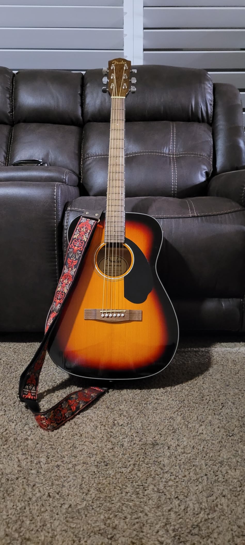 Fender CP-60S Parlor Acoustic Guitar, with 2-Year Warranty, 3-Color Sunburst Customer Review Fender CP-60S Parlor Acoustic Guitar, with 2-Year Warranty, 3-Color Sunburst - Customer Photo 1