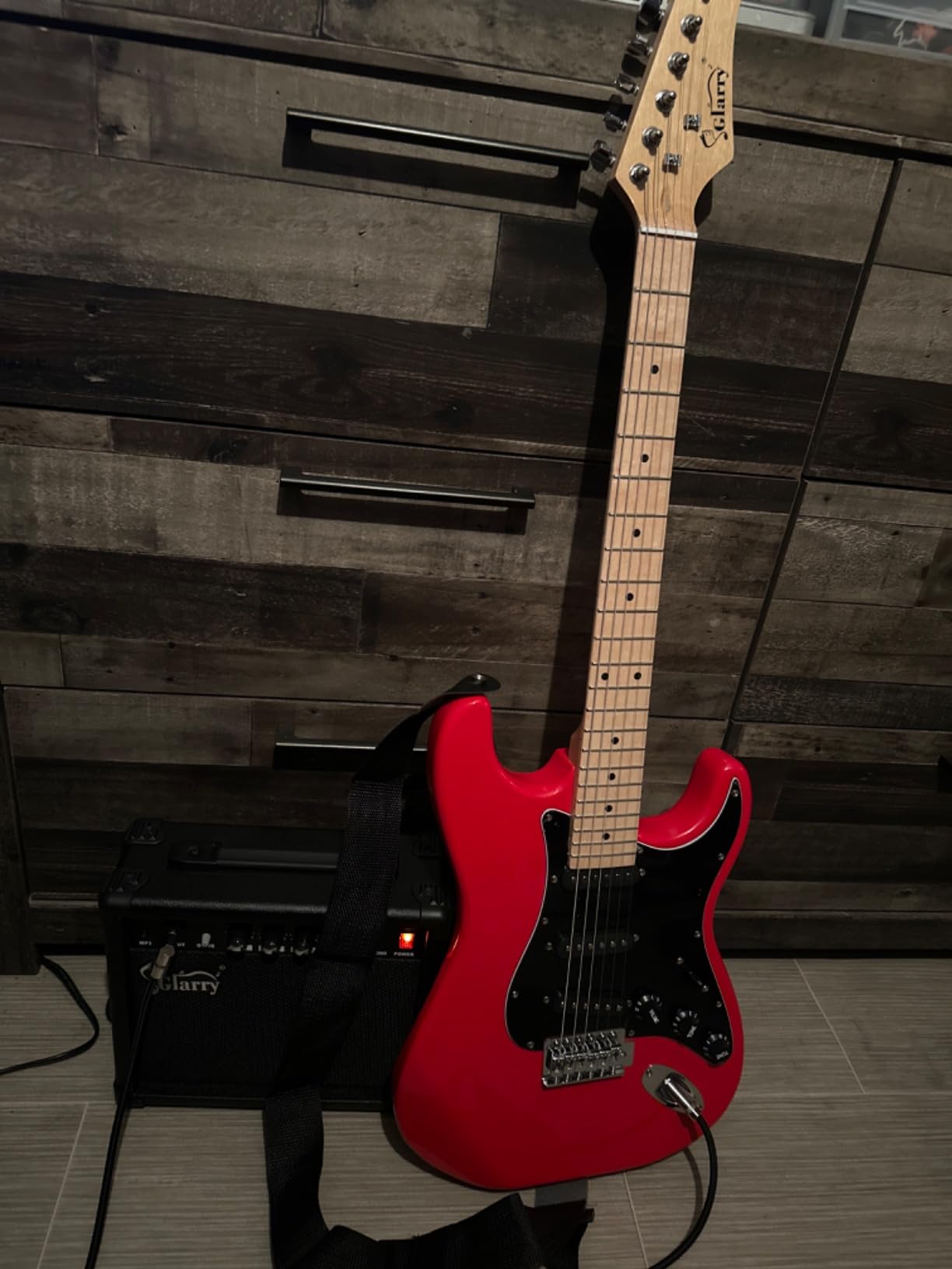GLARRY Full Size Electric Guitar for Beginner with Amp and Accessories Pack Guitar Bag (Dark blue) Customer Review GLARRY Full Size Electric Guitar for Beginner with Amp and Accessories Pack Guitar Bag (Dark blue) - Customer Photo 2