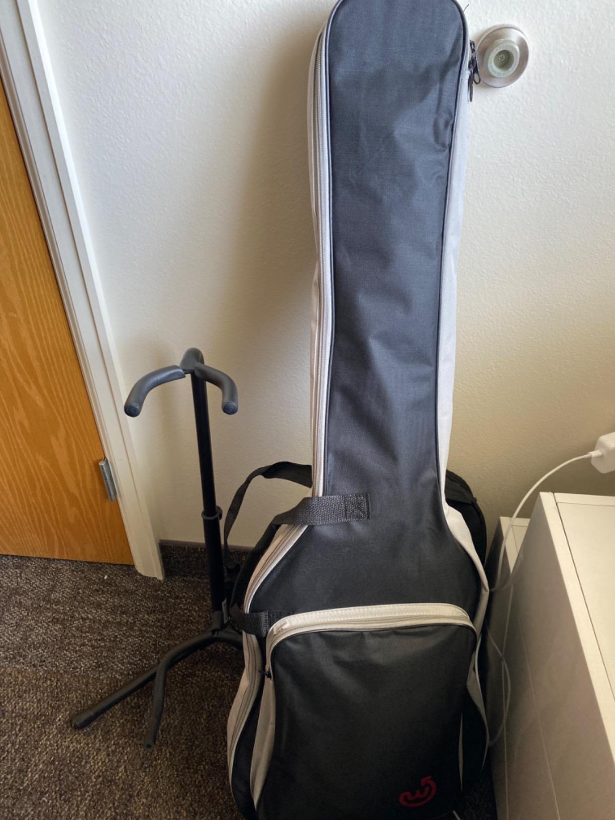 Wayfinder by Gator Cases Lightweight Electric Guitar Gig Bag with Large Accessory Pocket and Adjustable Backpack Straps; (WF-GB-ELEC) Customer Review Wayfinder by Gator Cases Lightweight Electric Guitar Gig Bag with Large Accessory Pocket and Adjustable Backpack Straps; (WF-GB-ELEC) - Customer Photo 1