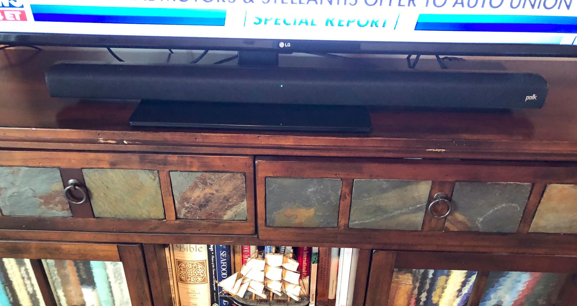 Polk Audio Signa S2 Sound Bar for Smart TV with Subwoofer, Wireless – Exclusive VoiceAdjust Technology, Ultra-Slim Design, Works with 4K & HD TVs, HDMI & Optical, Bluetooth, Wireless Streaming - Customer Photo 1