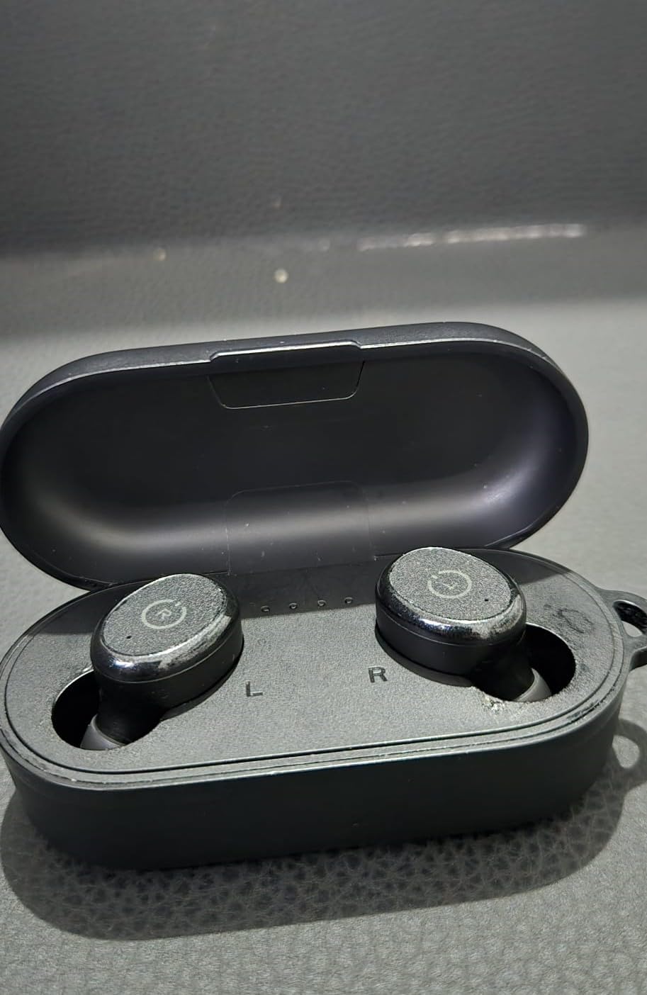TOZO T10 Wireless Earbuds Bluetooth 5.3 Headphones, App Customize EQ, Ergonomic Design, 55H Playtime, Wireless Charging Case, IPX8 Waterproof Sound in-Ear Headset, 2025 New Version Customer Review TOZO T10 Wireless Earbuds Bluetooth 5.3 Headphones, App Customize EQ, Ergonomic Design, 55H Playtime, Wireless Charging Case, IPX8 Waterproof Sound in-Ear Headset, 2025 New Version - Customer Photo 5