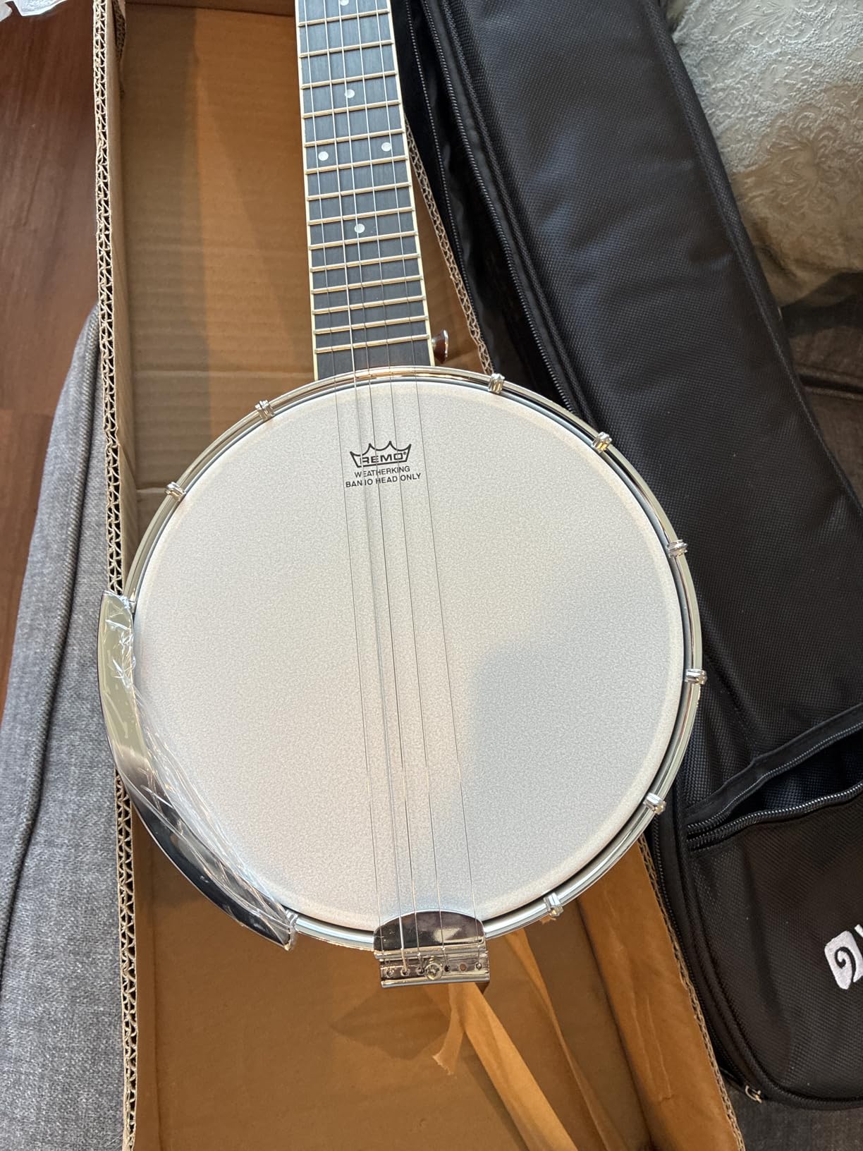Vangoa 5 String Banjo 26 Inch, MINI Travel Banjo Beginner Kit with Remo Head, Open Back & Closed Solid Back with beginner Kit, Comfortable Carrying Bag Customer Review Vangoa 5 String Banjo 26 Inch, MINI Travel Banjo Beginner Kit with Remo Head, Open Back & Closed Solid Back with beginner Kit, Comfortable Carrying Bag - Customer Photo 1