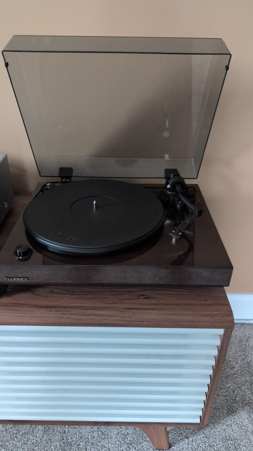 Fluance RT83 Reference High Fidelity Vinyl Turntable Record Player with Ortofon 2M Red Cartridge, Speed Control Motor, High Mass MDF Wood Plinth, Vibration Isolation Feet - Piano Black - Customer Photo 1