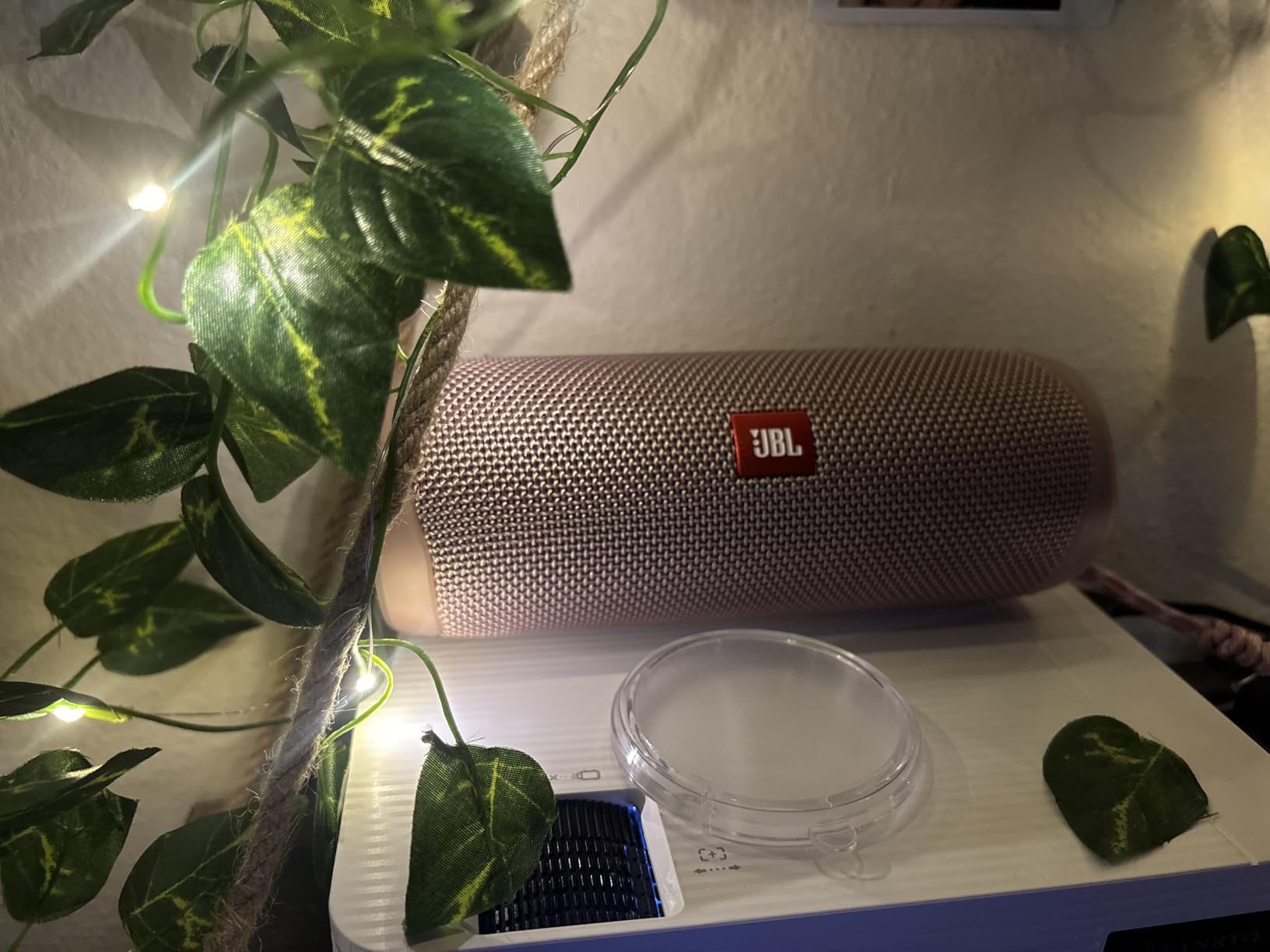 JBL FLIP 5, Waterproof Portable Bluetooth Speaker, Black, Small Customer Review JBL FLIP 5, Waterproof Portable Bluetooth Speaker, Black, Small - Customer Photo 2
