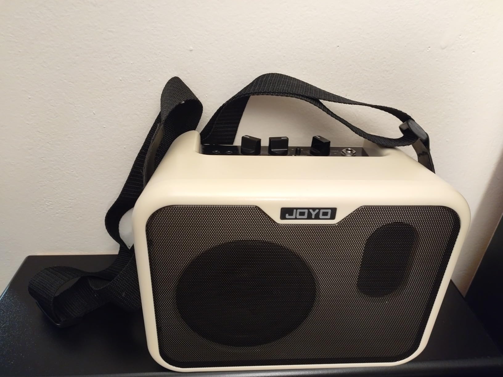 JOYO 10W Mini Bass Amp Bass Guitar Practice Amp Combo Bass Amplifier Portable Small Battery Powered Bass Amp Dual Channel (MA-10B) - Customer Photo 1